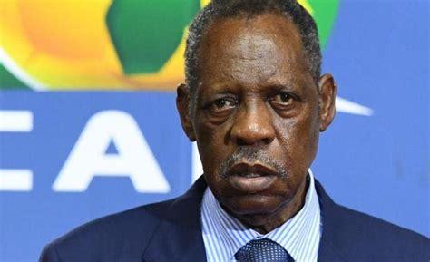 D C S De Lancien Pr Sident De La Caf Issa Hayatou African Manager