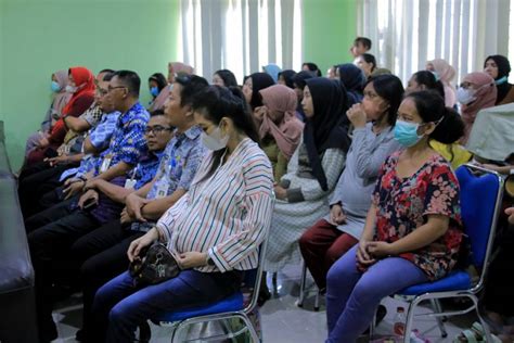 Cegah Stunting Sejak Dini Pemkot Serahkan Bantuan Pmt Untuk Ibu Hamil