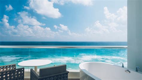 5-star* All-Inclusive resort in Cancún | Iberostar Selection Cancún©