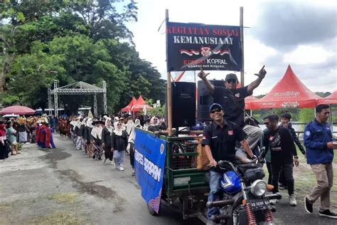 Kirab Budaya Satu Abad Kalurahan Kebonagung Meriah Diwarnai Hujan