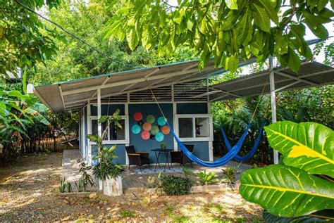 Dos Casas Modernas Y Recien Construidas Cerca De La Playa Talamanca