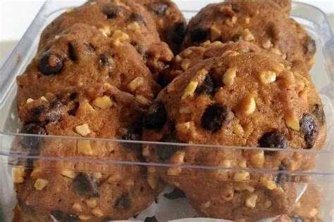 Guna Resipi Sama Tahun Memang Menjadi Buat Biskut Almond Chocolate Chip