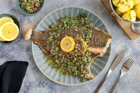 Knusprig Gebraten Scholle Nach Finkenwerder Art Rezept Eat De