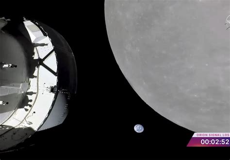 Nasa Capsule Buzzes Moon Last Big Step Before Lunar Orbit Pittsburgh