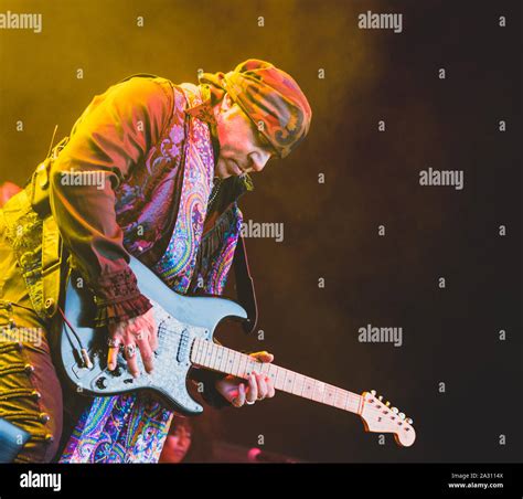 Steve Van Zandt 2019 Hi Res Stock Photography And Images Alamy