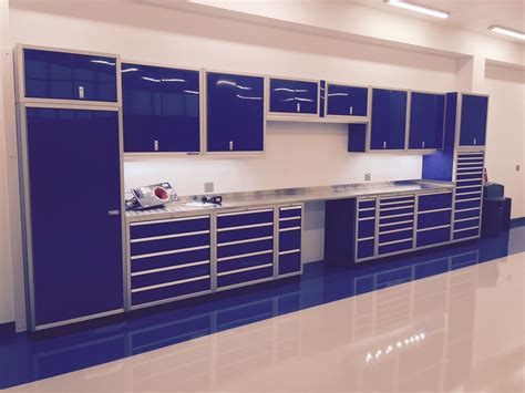 Moduline Cabinets In An Aircraft Hanger Blue Cabinets Aluminum