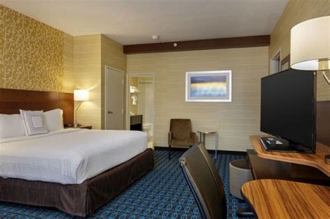 Fairfield Inn & Suites by Marriott Belleville Belleville, Ontario, CA ...