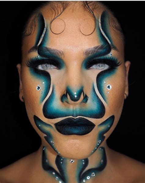 Scary Halloween Makeup Looks Ideas For The Glossychic