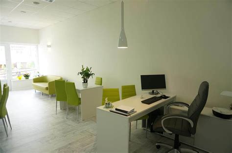 Przytulne Biuro Z Akcentami Zieleni Cozy Office With Green Accents