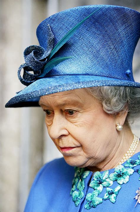 Fotos La Reina Isabel Ii Luci M S De Sombreros A Lo Largo De Su