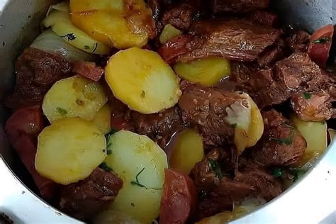 Carne De Panela Batatas Feito Na Panela De Press O Deliciosa Que