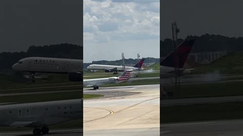 Delta Boeing 757 Landing At Atlkatl Plane Spotting Youtube