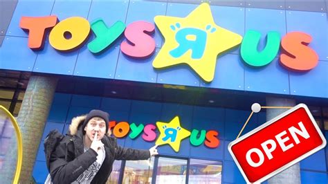 Toys R Us Is Back Youtube