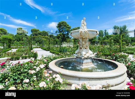 The Buen Retiro Park Madrid Spain Stock Photo Alamy
