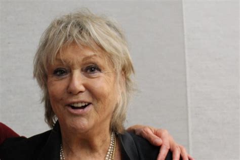 Mort De Lactrice Mylène Demongeot Les Obsèques Se Dérouleront à Paris