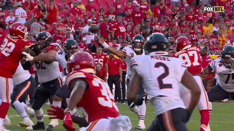 Chicago Bears Wide Receiver Dj Moores First Td Catch As A Bear Comes