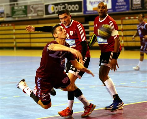 Handball Nationale Cs Bourgoin Jallieu Vaulx En Velin