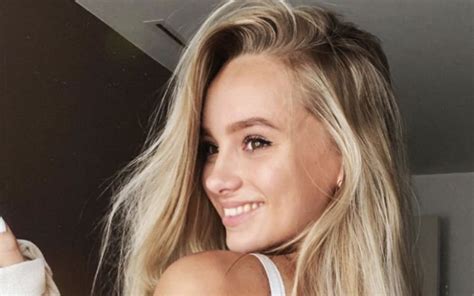 Amy Sonck Post Foto S In Pikante Lingerie Voetbal Voetbalnieuws