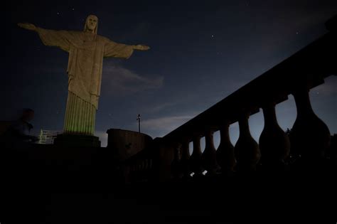 El Cristo Redentor Apaga Sus Luces En Apoyo A Vinicius Junior Central