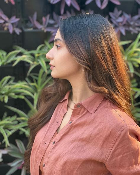 Gorgeous Actress Anushka Sen Silky Low Back Length Free Hair Style