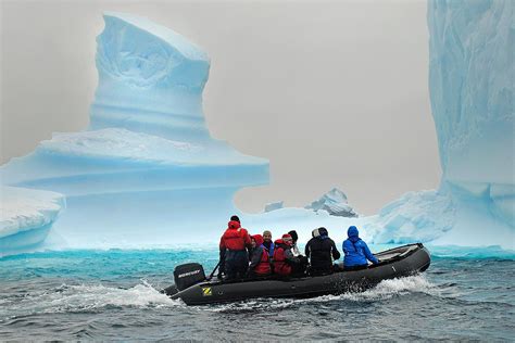 Classic Antarctica Cruise Mv Ushuaia Expeditions Online