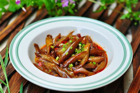 鱼香茄子怎么做 鱼香茄子的做法 艺朵儿五味家宴 豆果美食