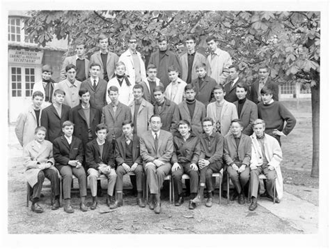 Photo De Classe 1° De 1966 Lycée Michelet Copains Davant