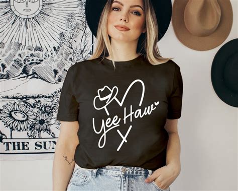 Cowgirl Svg Howdy Svg Yeehaw Shirt Western Country Girl Etsy