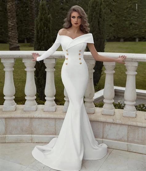 Dubai White Mermaid Wedding Dress Off The Shoulder Long Sleeves Sweep