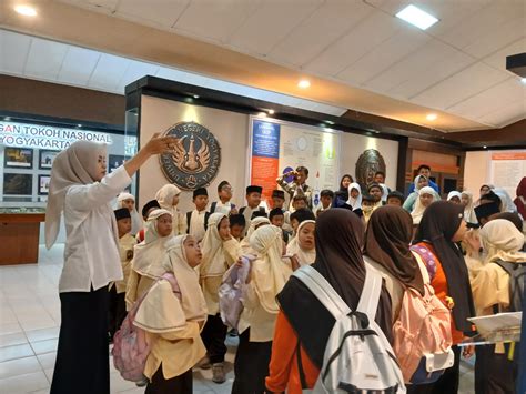 SD Muhammadiyah Condongcatur 2 Gelar Kunjungan Edukatif ke Museum ...
