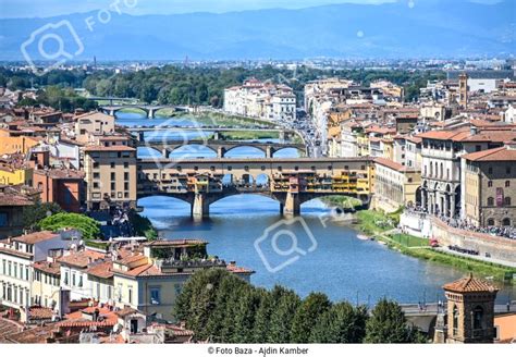 Mostovi Na Rijeci Preuzmite Fotografiju Foto Baza