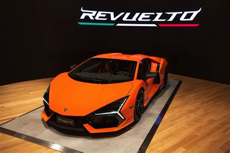 La Nuova Lamborghini Revuelto Debutta A New York