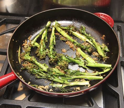 Jamie Olivers Tender Stem Broccoli Recipe Recipe Broccoli Recipes