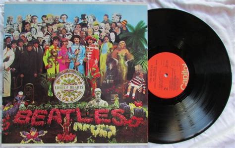 Vintage VINYL Record Album The BEATLES Sgt PEPPER S LONELY HEARTS