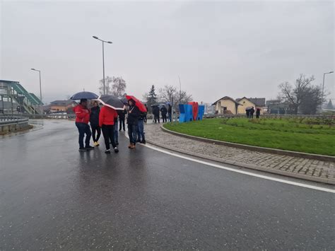 FOTO Blokada u Čačku Poljoprivrednici blokirali auto put na 2 sata