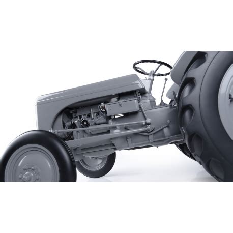 ferguson te  universal hobbies