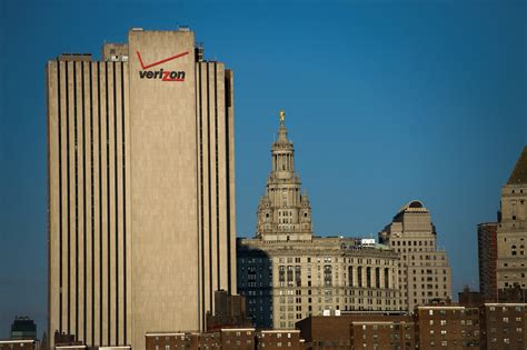 The Verizon Building In Nyc R Urbanhell