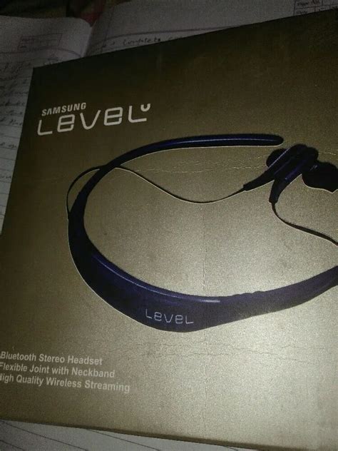 Blue Samsung Level U at Rs 499/box in New Delhi | ID: 20799226497