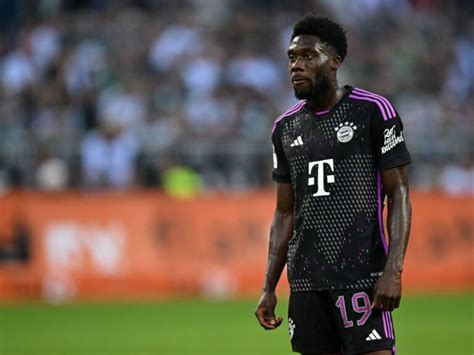 Real Madrid Faces Setback In Pursuit Of Alphonso Davies As Agent