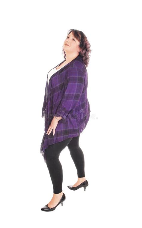 Full Figured Brunette Stock Photos Free Royalty Free Stock Photos From Dreamstime