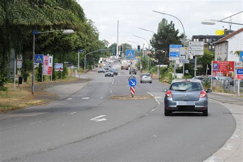 Baustellen Sommer in Saarbrücken Achtung Autofahrer hier wird s stressig