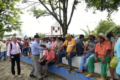 Puerto López corregimiento de El Bagre el gobernador Andrés Julián