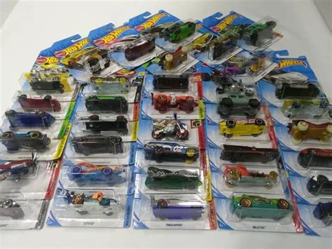 Hot Wheels Combo C Carrinhos Sortidos Mattel Imediato Frete Gr Tis