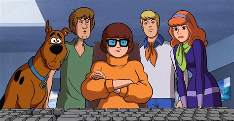 15 Super Dark Fan Theories About Scooby Doo