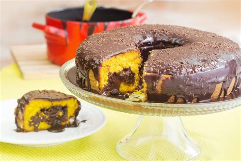 Bolo De Cenoura Recheado Trufado Receitas Mamachic