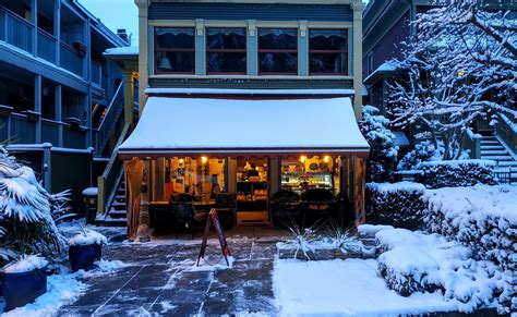 Cozy Cafe In Vancouver Cozyplaces