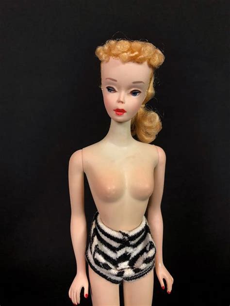 Lot VINTAGE 3 BLOND PONYTAIL BARBIE IN ORIGINAL SWIMSUIT COMES WITH