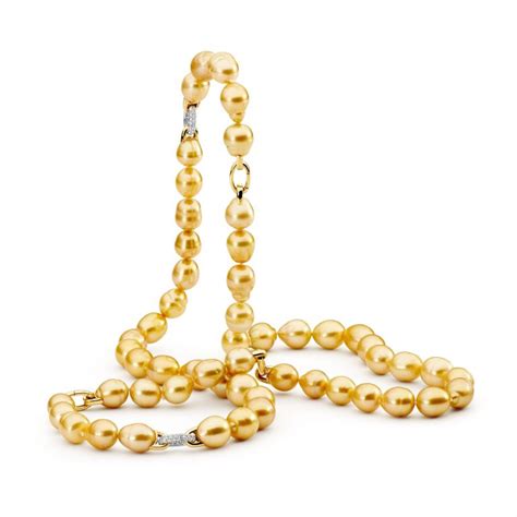 Versatile Intense Gold South Sea Pearl Strand Allure South Sea Pearls