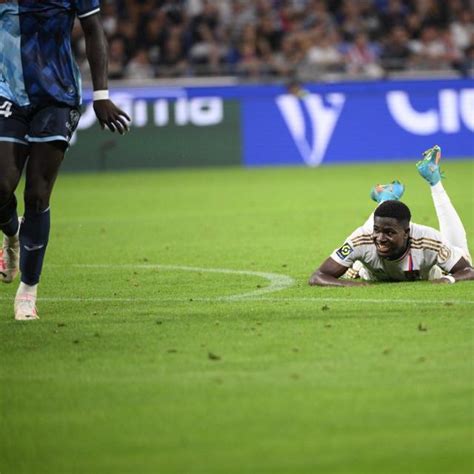 Tenu en échec par Le Havre l OL ne gagne toujours pas mais n est plus