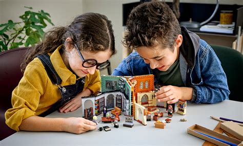 LEGO Harry Potter 76382 Zajęcia z transmutacji Klocki LEGO Sklep